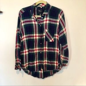 American Eagle Plaid Boyfriend Fit Button Down